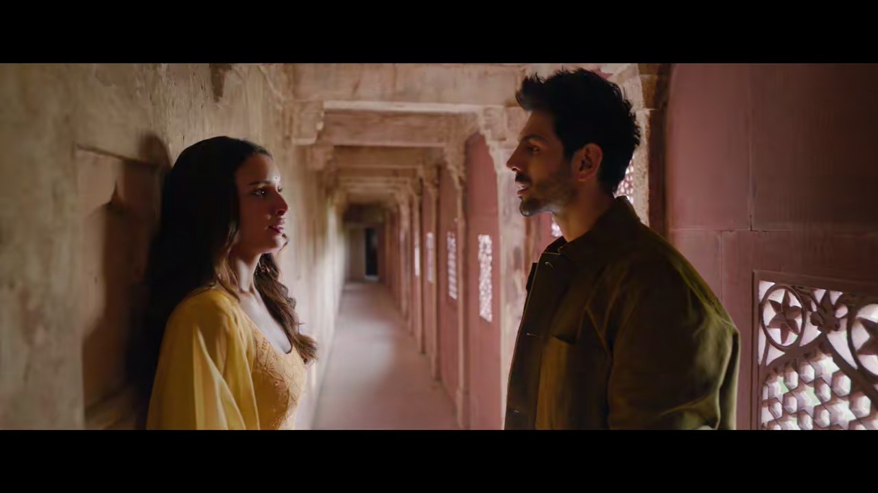 Bhool Bhulaiyaa 3 (2024) NF WEB-DL Hindi 720p 10bit HEVC DDP 5.1 ESub.mkv.0001